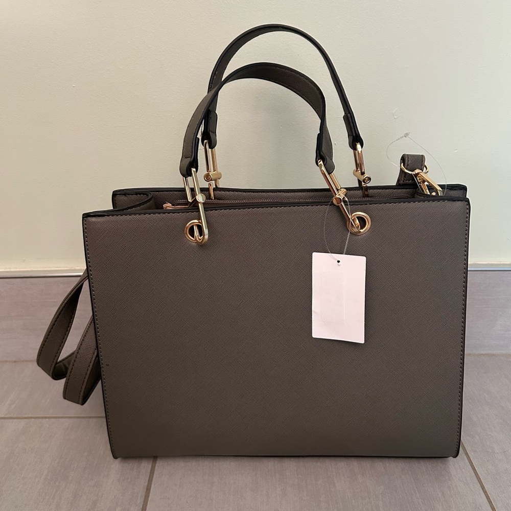 Gray tote NWT